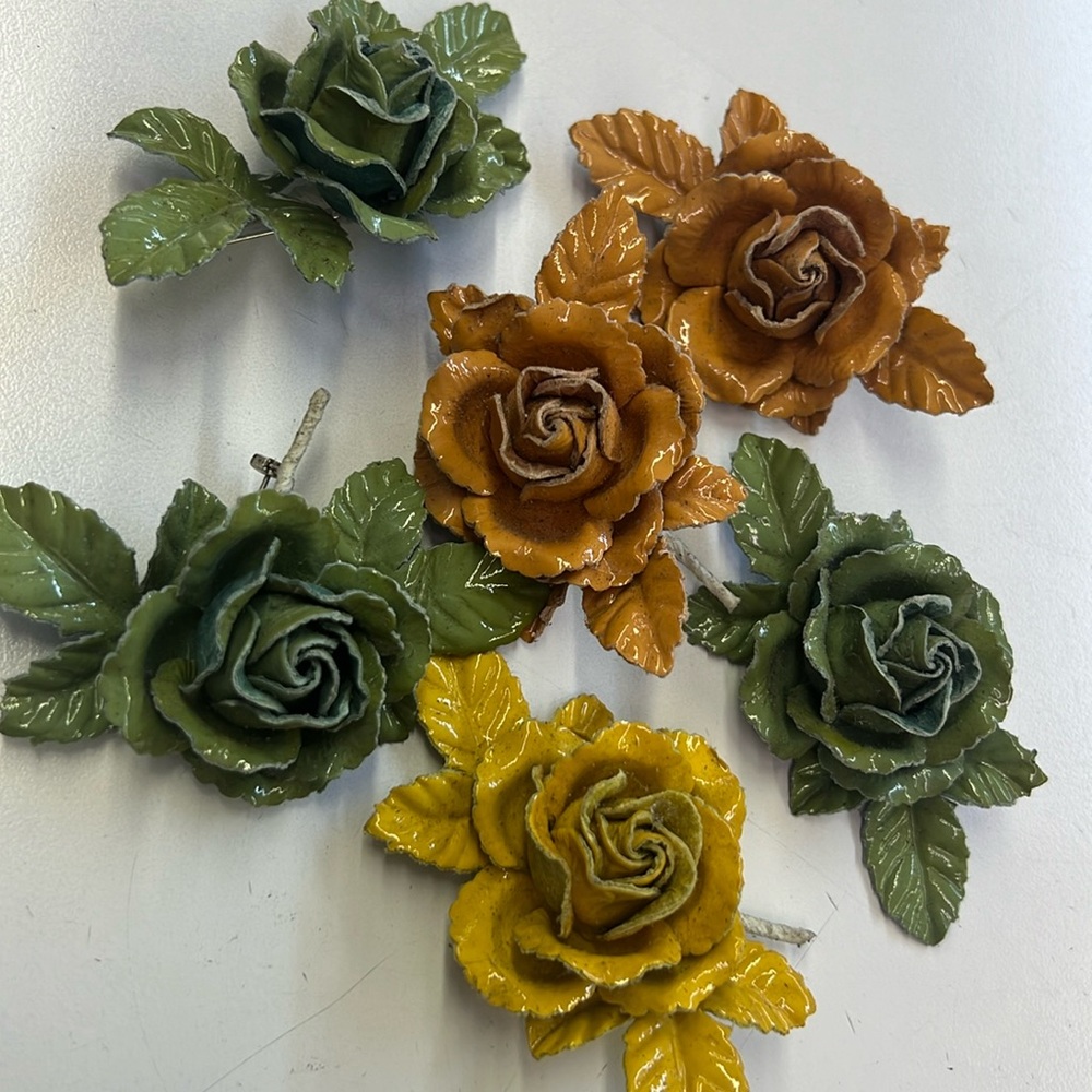 Leather Verni flower Pin 3”x2”